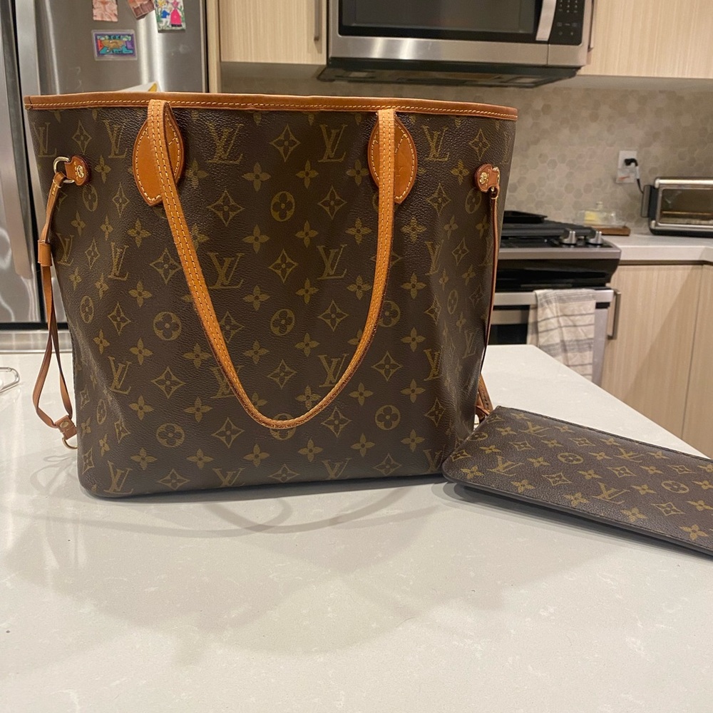 Louis Vuitton purse with matching wallet